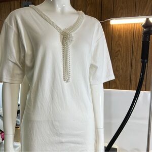 VGUC Vintage 1991 I.B Diffusion beaded necklace Tshirt